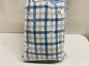 lot 23 image: Marwah 200G Flannel Bed Sheets Full Size