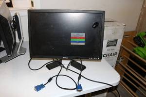 lot 48 image: Dell 20 Monitor w Power Cable and VGA Cable