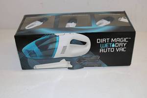 lot 78 image: Dirt Magic Wet Dry Auto Vaccuum for Cars or Trucks