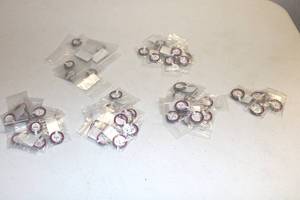 lot 80 image: Cute Jewelry Rings - Assorted Sizes 5-10 - Lot of 50 rings