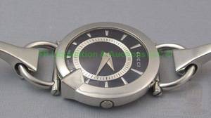 lot 8 image: Gucci horsebit stainless steel watch