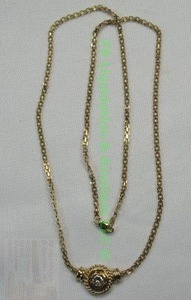 lot 66 image: 14K Gold, Solitaire Diamond, Necklace