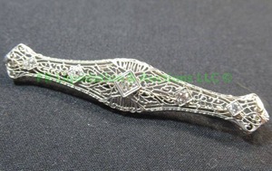 lot 68 image: 14K White Gold, Art Deco Diamond, Brooch