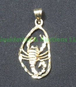 lot 95 image: 14K Gold Scorpion Pendant