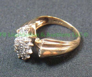 lot 101 image: 10K Gold, Diamond, Cluster Ring