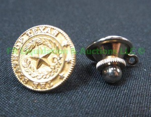 lot 109 image: 14K Gold state of Texas lapel pin