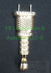 lot 116 image: 10k Gold electrical plug pendant