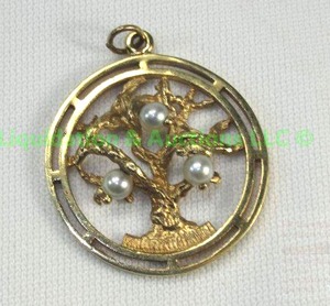 lot 129 image: 14K Gold, Cultured Pearl, Tree Pendant