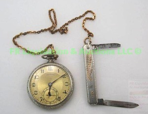 lot 150 image: Vintage Illinois Pocket Watch with matching pocket knife