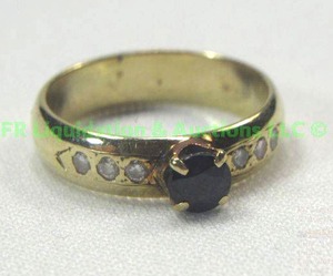 lot 159 image: 14K Gold, sapphire, diamond ring