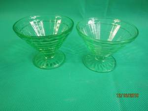 lot 24 image: 2-GREEN BLOCK OPTIC DEPRESSION GLASS SHERBERT ANCHOR HOCKING&nbsp