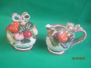 lot 47 image: CREAMER AND SUGAR&nbsp