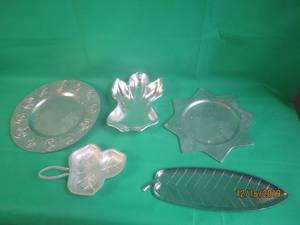 lot 50 image: PLATTER, CANDY DISHES AND MORE