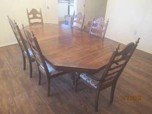 lot 61 image: 6 PERSON WOOD TABLE &amp CHAIRS&nbsp