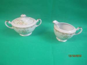 lot 58 image: CREAMER &amp SUGAR&nbspFINE&nbsp CHINA OF JAPAN ,BRENTWOOD&nbspMATCHES #55,56,57