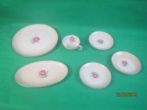 lot 60 image: 6 REPLACEMENT PIECES&nbsp&nbspFINE CHINA OF JAPAN ,IMPERIAL ROSE&nbspMATCH # 59