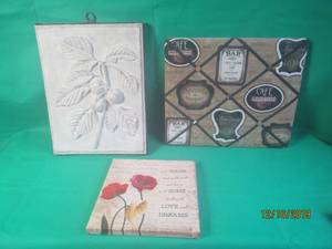 lot 62 image: TOTAL OF 3 WALL DECORS&nbspSEE PIC FOR MEASUREMENTS&nbsp