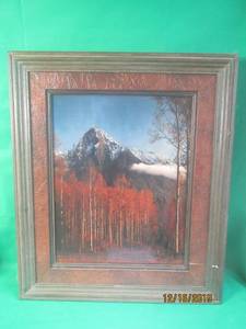 lot 63 image: VINTAGE FRAME ART