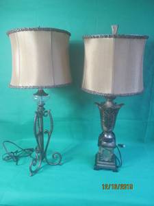lot 65 image: 2 TABLE LAMPS&nbsp
