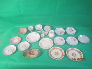 lot 81 image: 16PCS REPLACEMENT CHINA PIECES SEE PICS FOR MARKINGS&nbsp