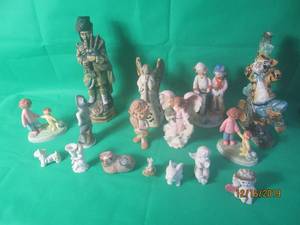 lot 83 image: 16 ASSORTED FIGURINES&nbsp