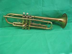 lot 1 image: WEIMAR TRUMPET