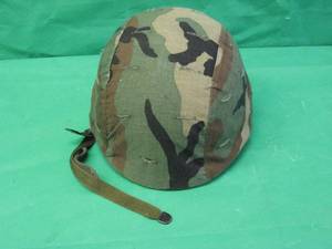 lot 5 image: MILITARY COMBAT HELMET
