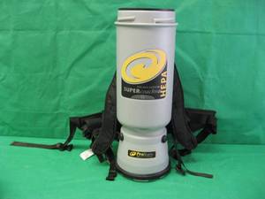 lot 11 image: HEPA LEVEL FILTRATION COACH VAC