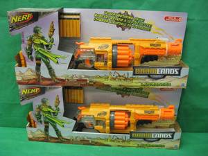 lot 26 image: NERF GUNS