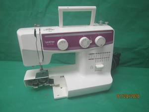 lot 62 image: BROTHER XL-5130