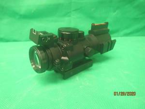 lot 68 image: SHORT RIFLE SCOPE