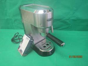 lot 115 image: DELONGHI COFFEE MAKER EC680M