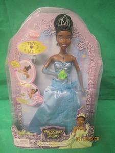 lot 129 image: PRINCESS TIANA JUST ONE KISS DOLL