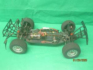 lot 140 image: RC CAR CHASSIS&nbsp&nbsp