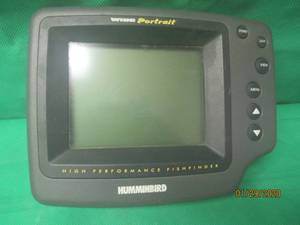 lot 142 image: HUMMINBIRD WIDE PORTRAIT HIGH PERFORMANCE FISH FINDER