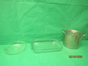 lot 199 image: 3 PC COOKING DISHES