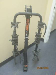 lot 220 image: CURT 4 BIKE&nbsp BIKE RACK