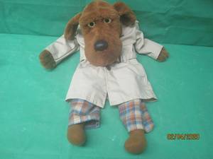 lot 265 image: MC GRUFF THE CRIME DOG VENTRILOQUIST PUPPET&nbsp