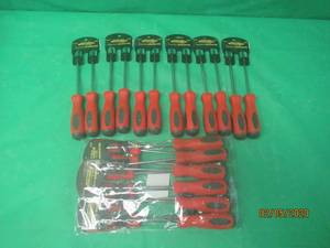 lot 297 image: 12 NEW 2 PIECE PHILIPS HEAD SCREWDRIVER SETS