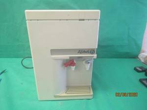 lot 354 image: EBTECH COUNTER TOP HOTCOLD WATER DISPENSER MODEL PHC1CTHS