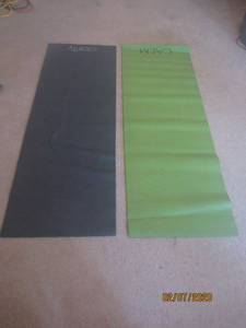 lot 398 image: YOGA MATS