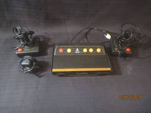 lot 404 image: ATARI FLASHBACK CONSOLE AND CONTROLLERS