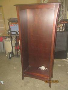 lot 450 image: BOOK SHELF 3 ADJUSTABLE SHELVES 24 X 12 X 60 TALL