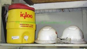 lot 8 image: Igloo 2.5 gallon drink cooler and 3M hard hats 2 count
