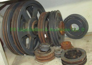 lot 26 image: Air compressor Belt drive wheels
