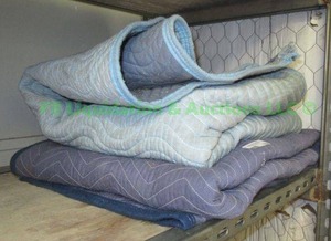 lot 104 image: Shipping & packing blankets 2 total