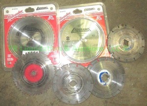 lot 111 image: Milwaukee circular saw blades plus
