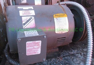 lot 396 image: Baldor 7.5hp industrial motor model M3311T, Matches lots 397, 398, 399, 400