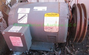lot 397 image: Baldor 7.5hp industrial motor model M3311T, Matches lots 396, 398, 399, 400