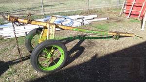 lot 401 image: Sumner Grasshopper pipe dolly